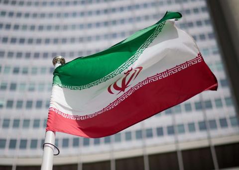 رسالة من إيران إلى أمريكا تحسم الجدل بشأن الرد
